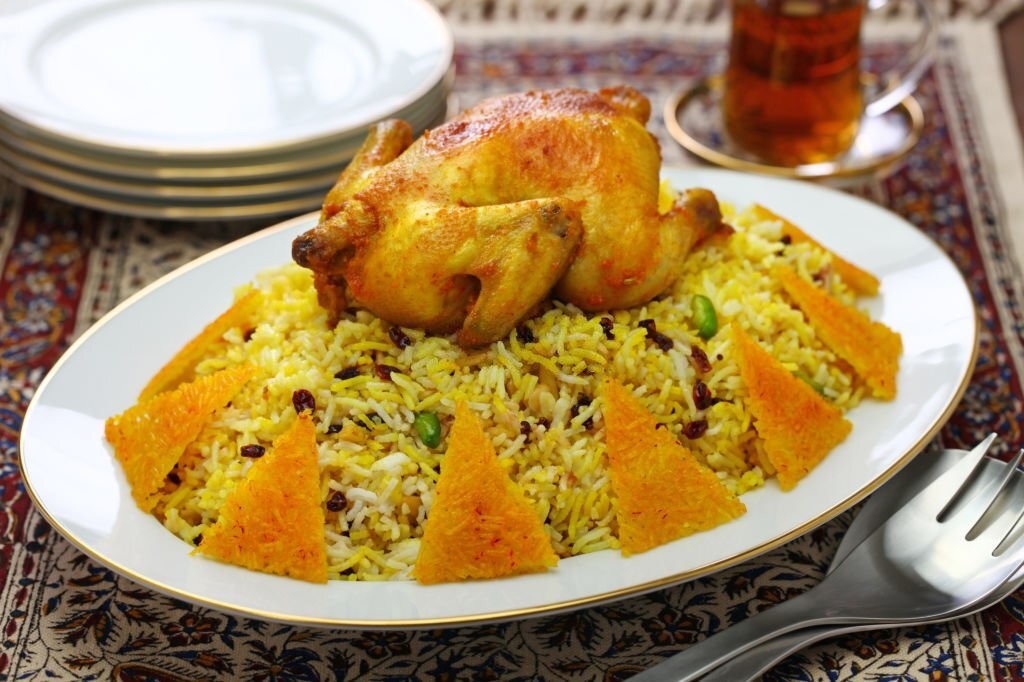 The recipe for one of the delicious cuisines, Barberry with rice and saffron chicken